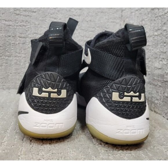 NIKE Zoom Lebron Solider XI 11 TB 943155-003 Men's Size 12 Black Sneakers - Picture 4 of 10
